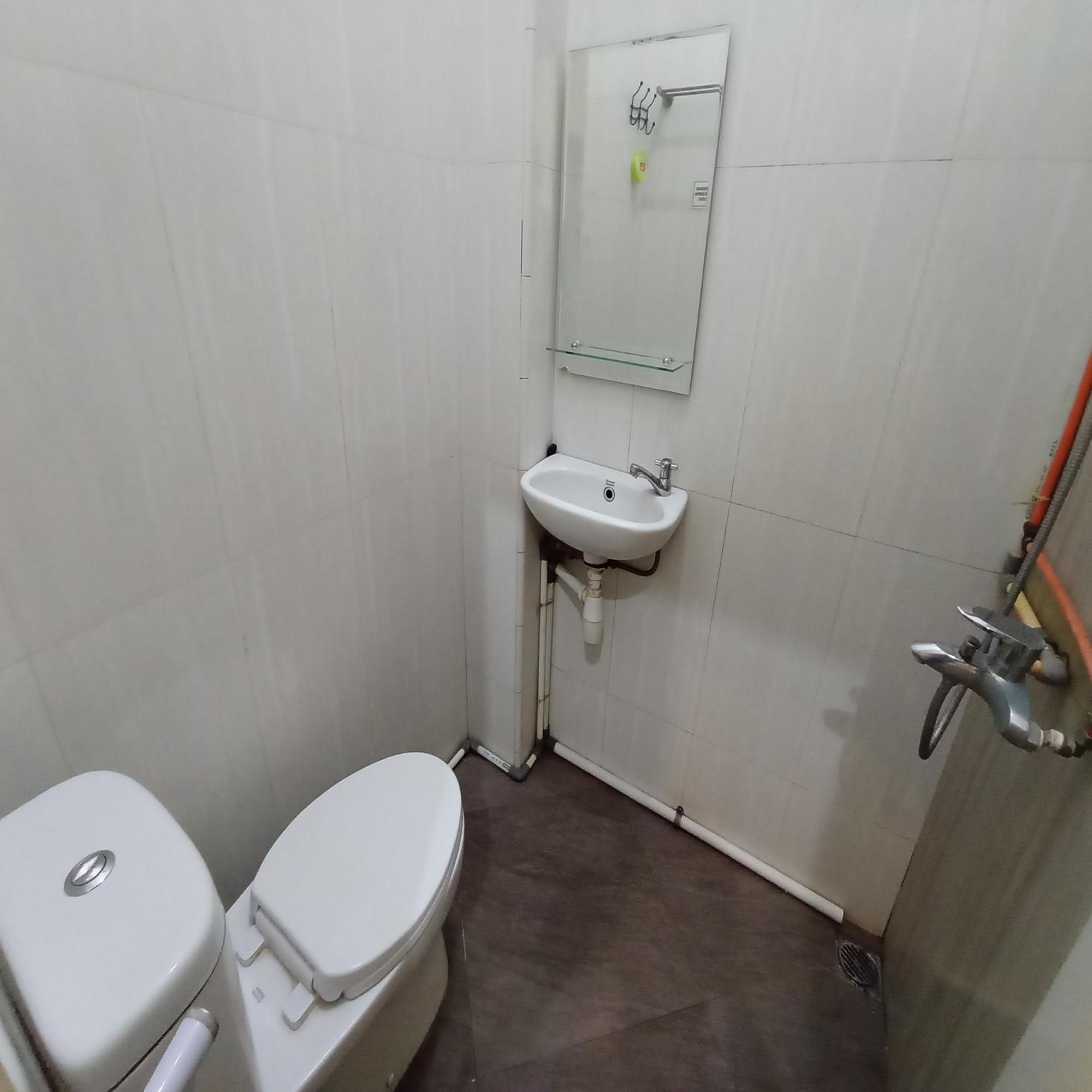 Reddoorz At Syariah House Purwokerto 호텔 외부 사진