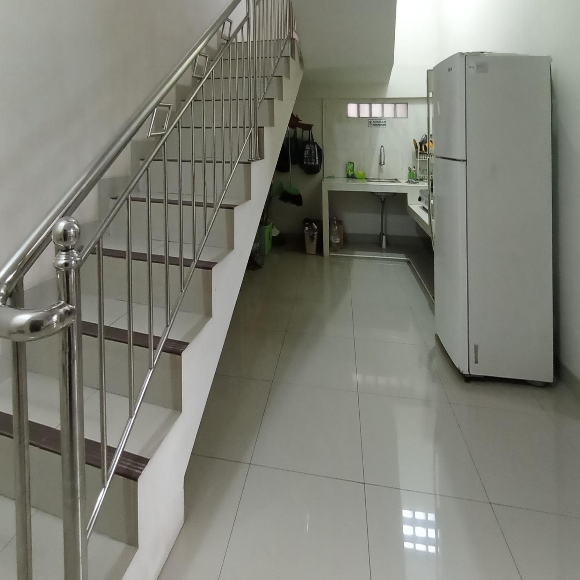 Reddoorz At Syariah House Purwokerto 호텔 외부 사진