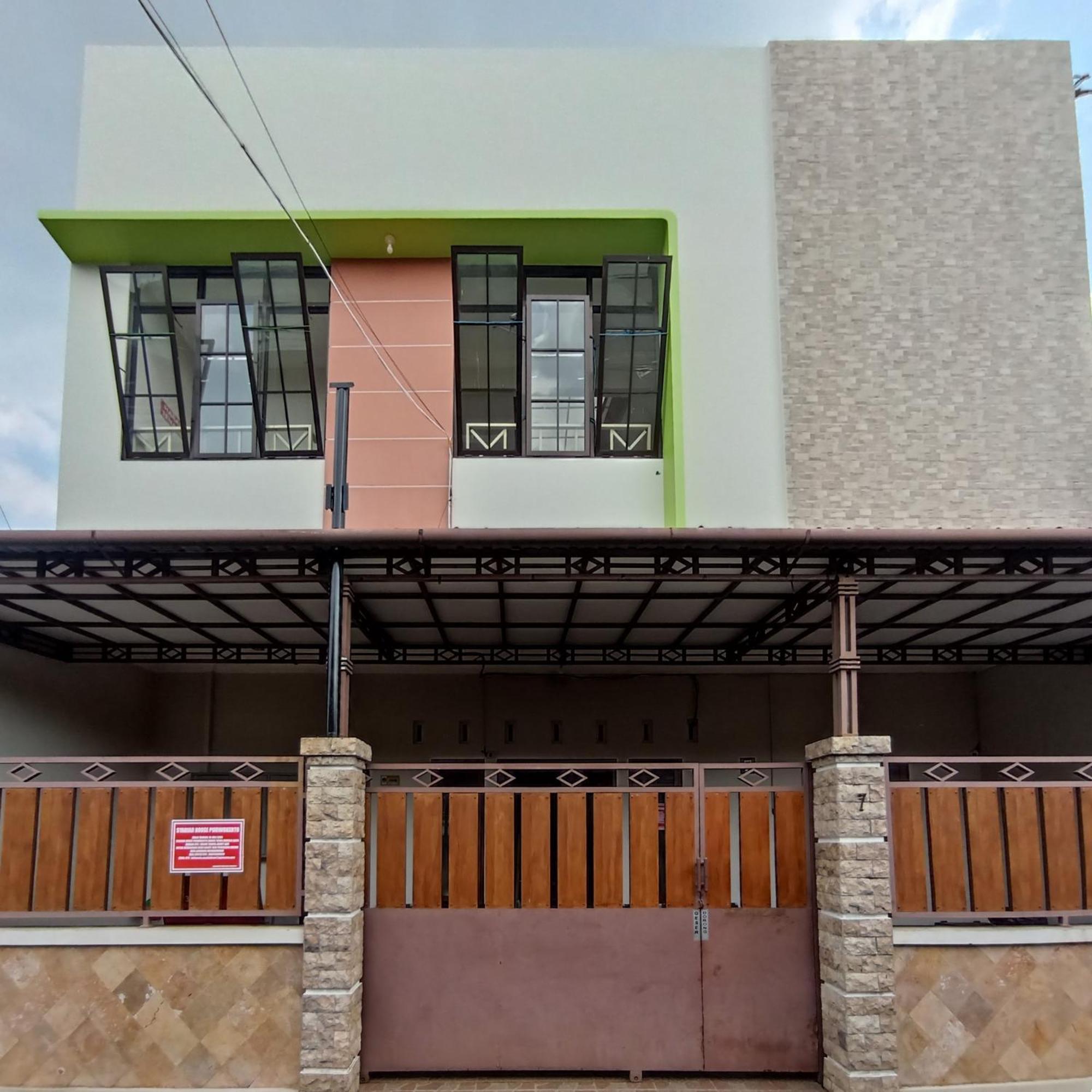 Reddoorz At Syariah House Purwokerto 호텔 외부 사진